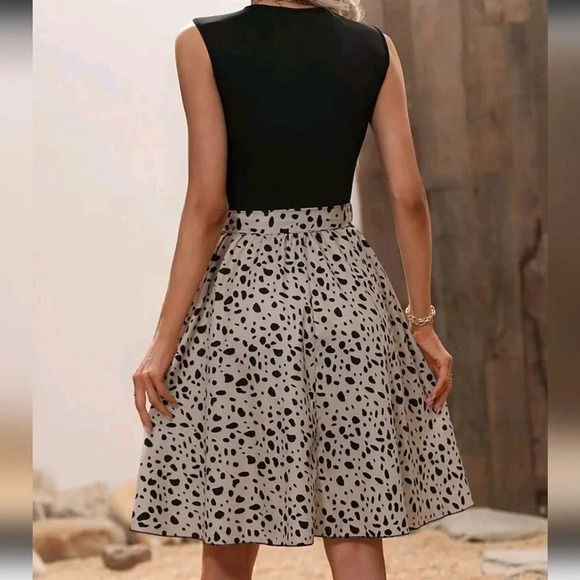 Dalmatian Print Belted Dress - Picture 3 of 6